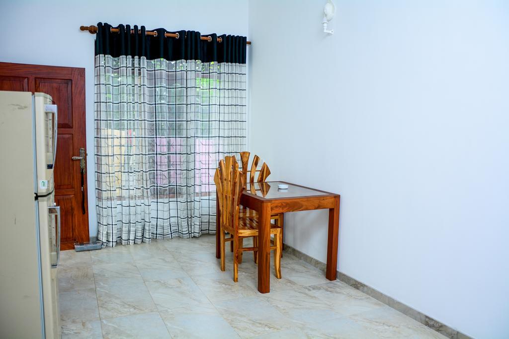 Villa Shanaya Hikkaduwa Exterior foto