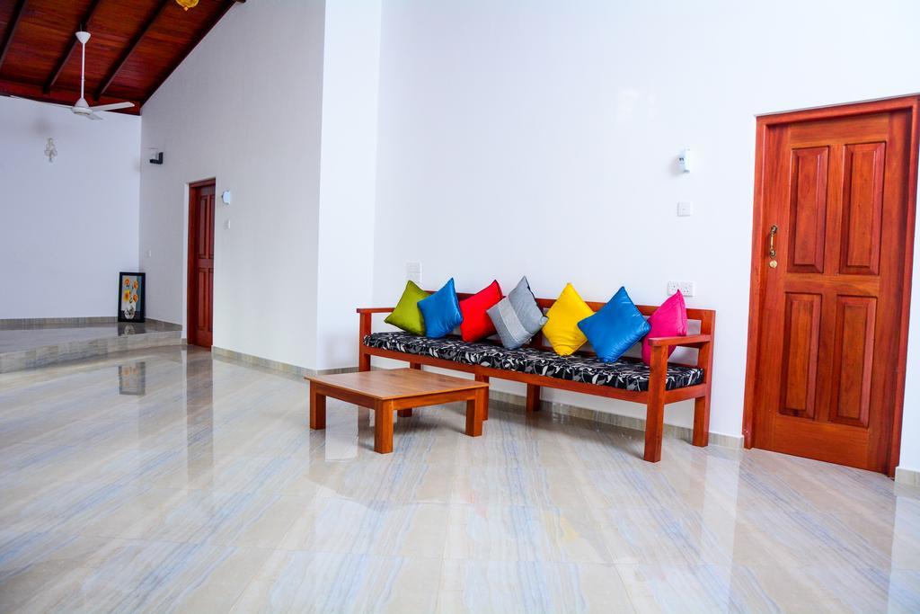 Villa Shanaya Hikkaduwa Exterior foto