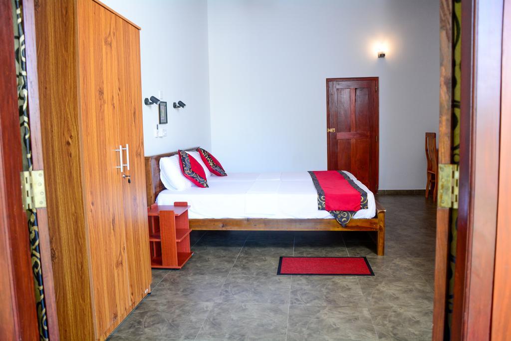 Villa Shanaya Hikkaduwa Exterior foto
