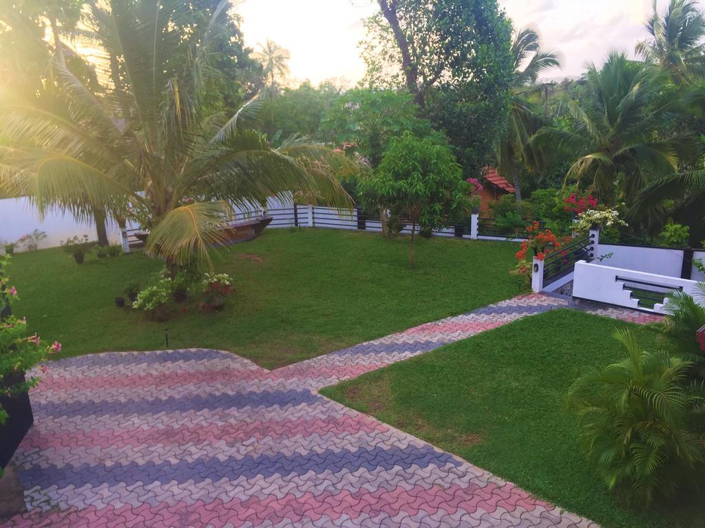 Villa Shanaya Hikkaduwa Exterior foto